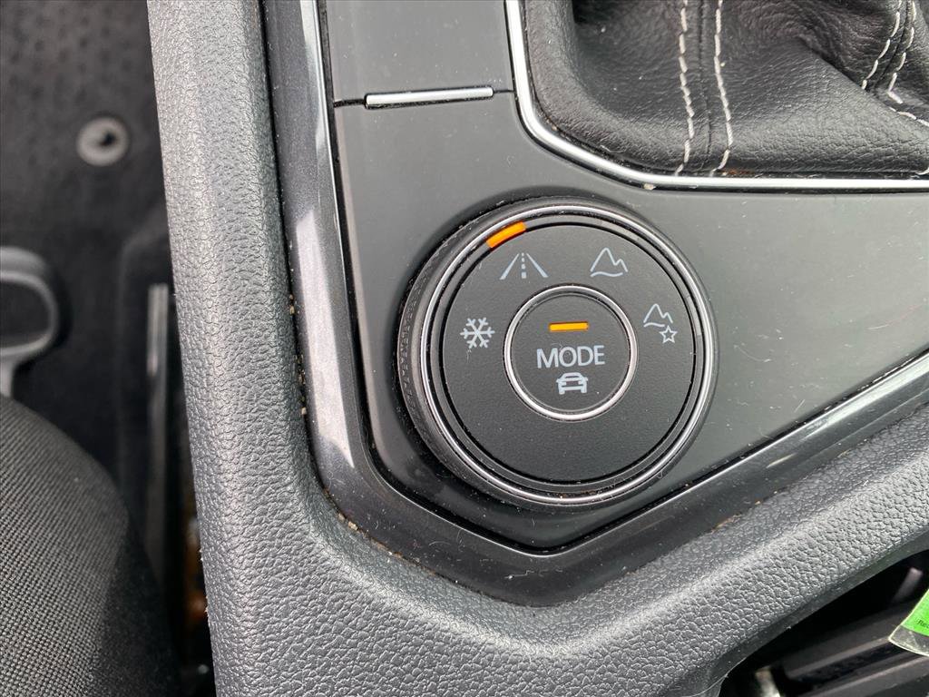 Used 2022 Volkswagen Tiguan S image 13
