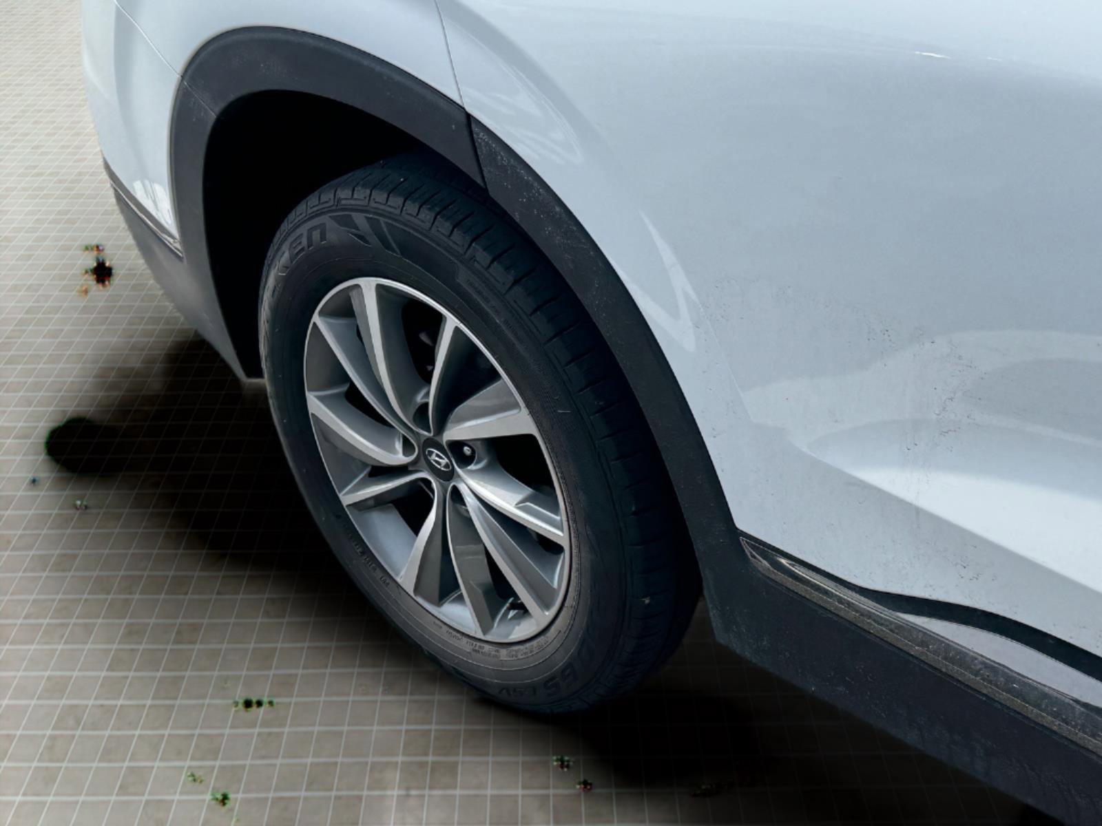 Used 2020 Hyundai Santa Fe Limited image 12