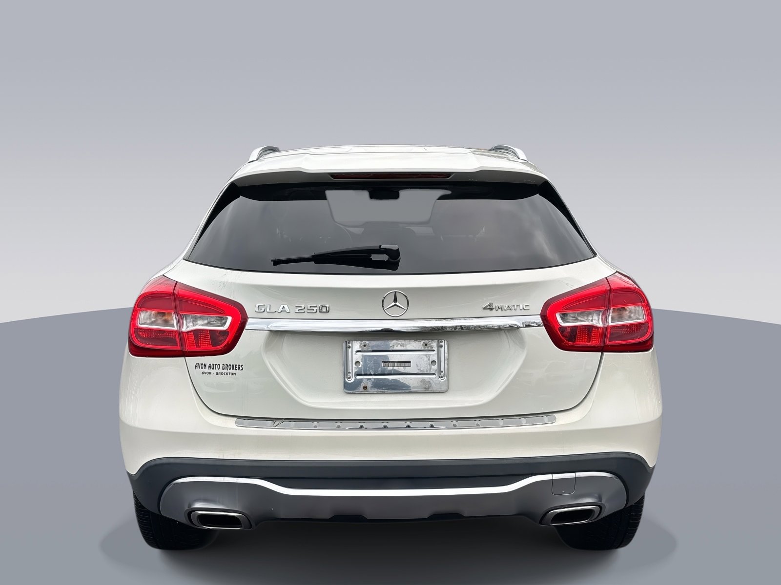 Used 2018 Mercedes-Benz GLA 250 4MATIC image 4