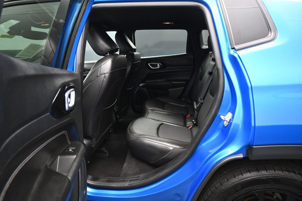 Used 2022 Jeep Compass Latitude FWD image 21