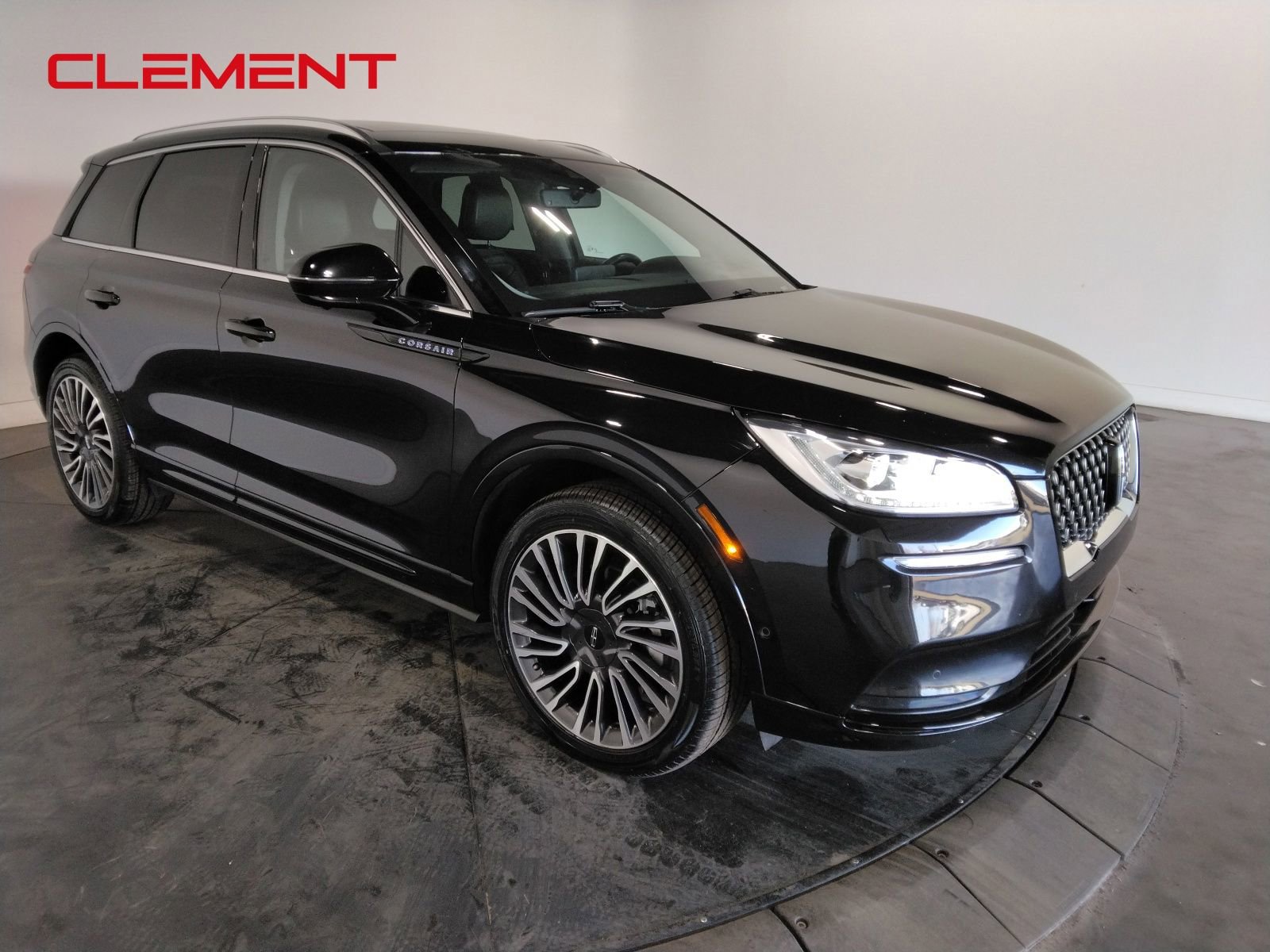 Used 2021 Lincoln Corsair Grand Touring w/ Equipment Group 301A image 4