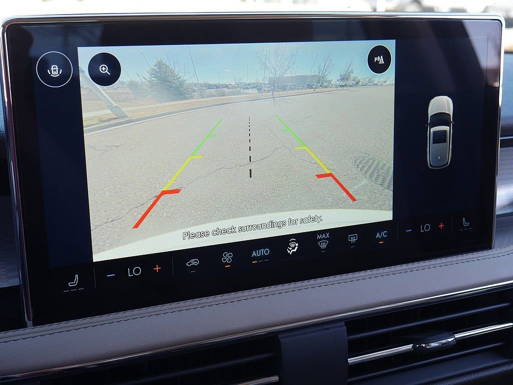 Used 2023 Lincoln Corsair AWD w/ Rear Removable Package Tray image 38