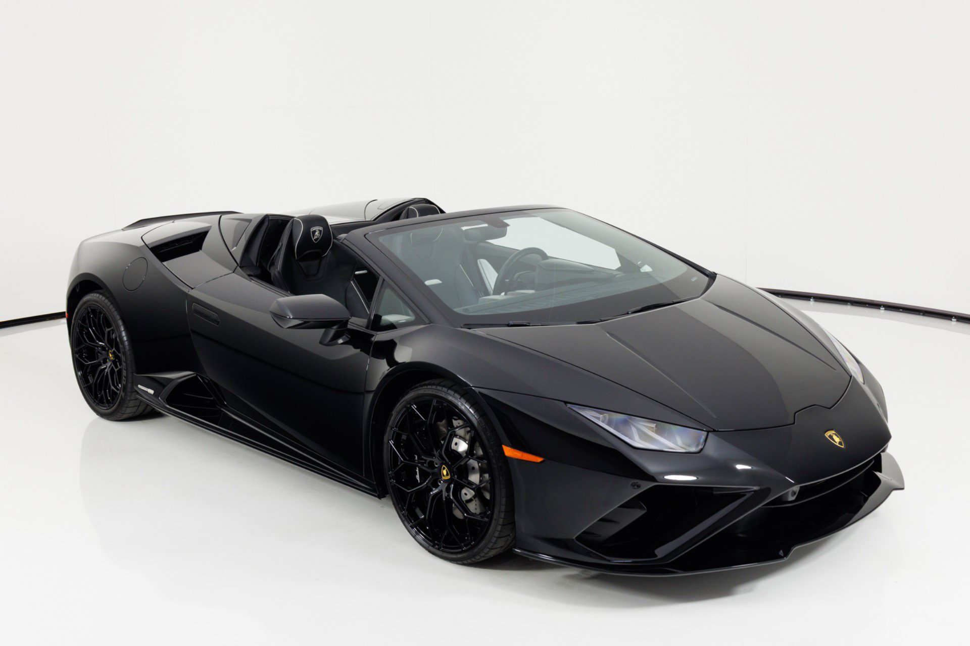 Used 2021 Lamborghini Huracan EVO RWD image 56