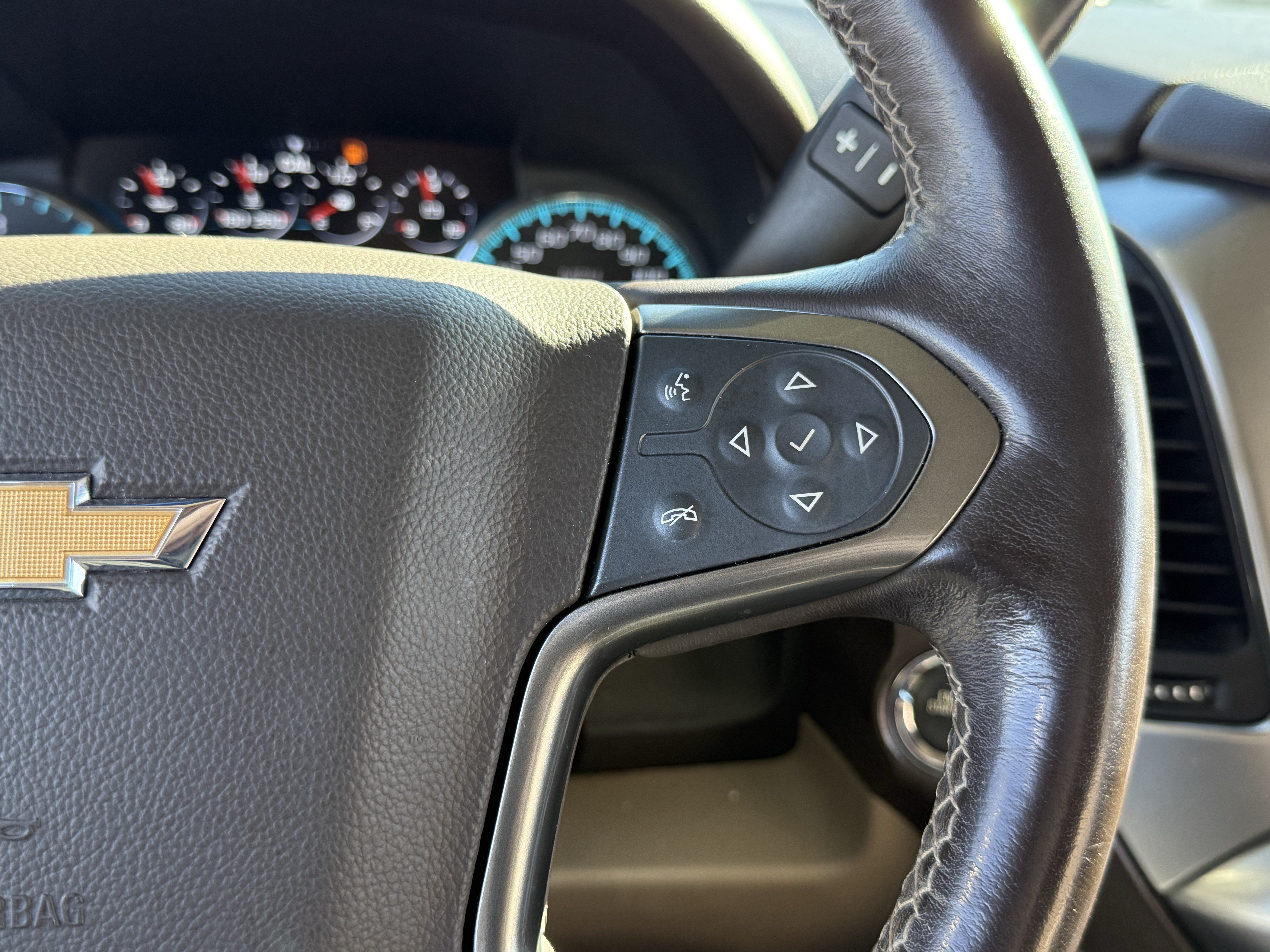 Used 2019 Chevrolet Tahoe Premier RWD image 18