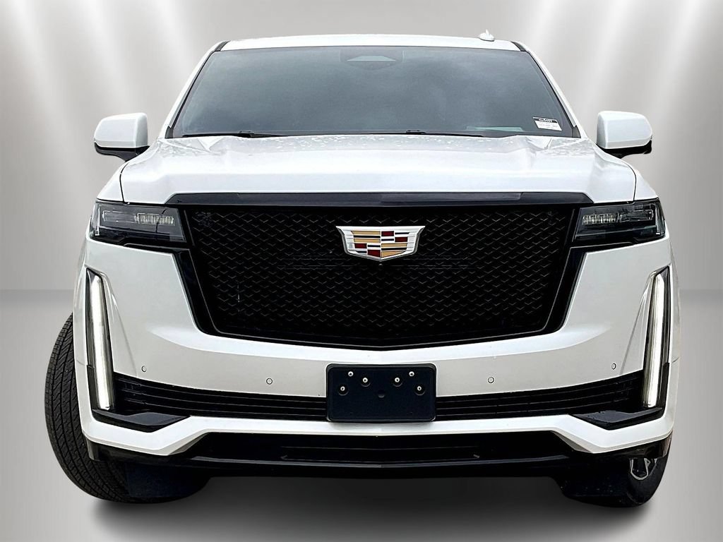 Used 2024 Cadillac Escalade Sport Platinum AWD/4WD image 2