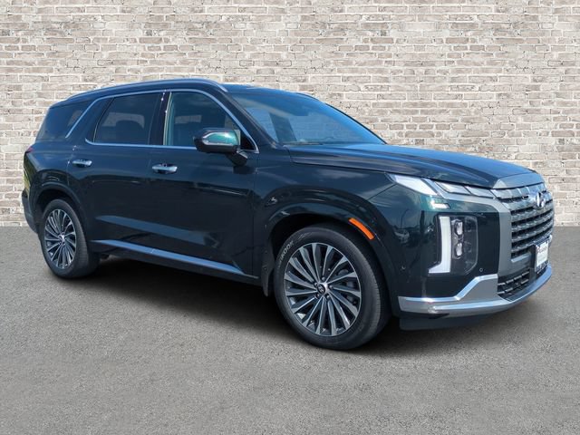 Used 2023 Hyundai Palisade Calligraphy w/ Cargo Package FWD image 1