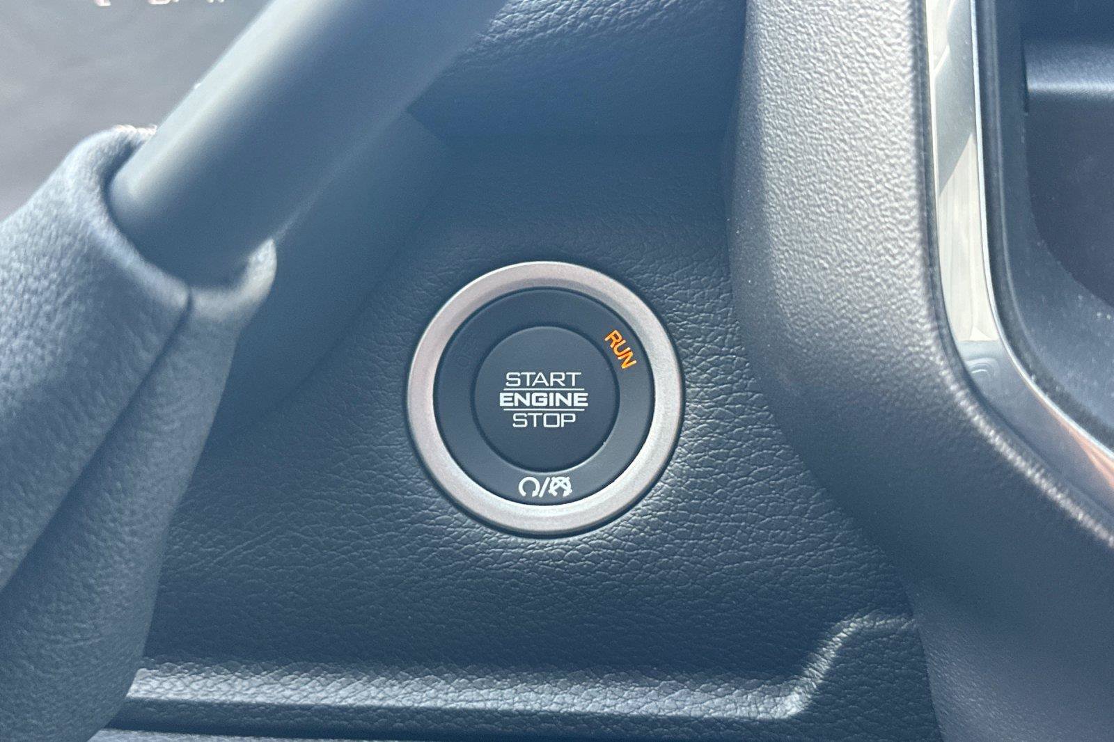 New 2026 RAM 3500 Laramie AWD/4WD image 21