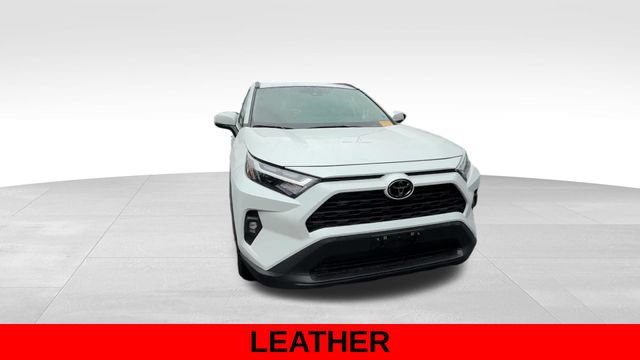 Used 2025 Toyota RAV4 XLE Premium w/ Weather Package AWD/4WD image 12
