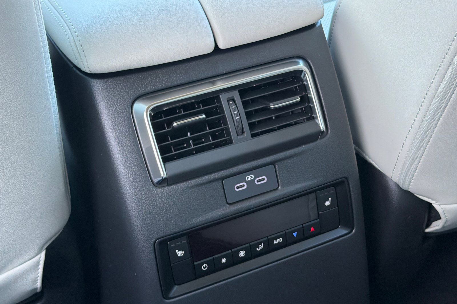 New 2026 MAZDA CX-90 Plug-In Hybrid w/ Premium Plus image 14