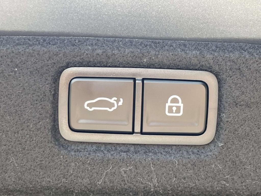 New 2026 Hyundai Sonata Limited FWD image 10