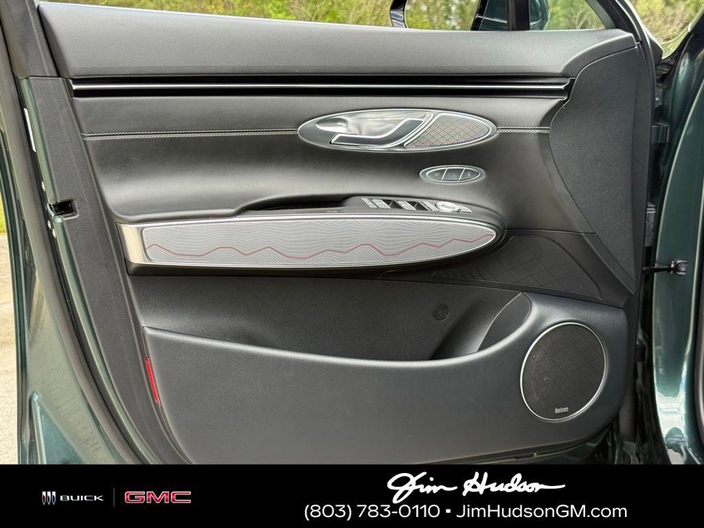 Used 2023 Genesis GV70 2.5T w/ Advanced Package image 21