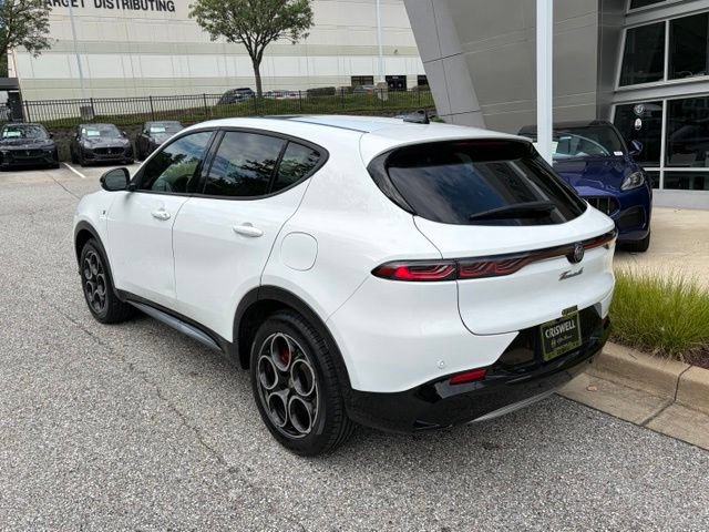 Used 2024 Alfa Romeo Tonale Ti w/ Premium Interior Package AWD/4WD image 7