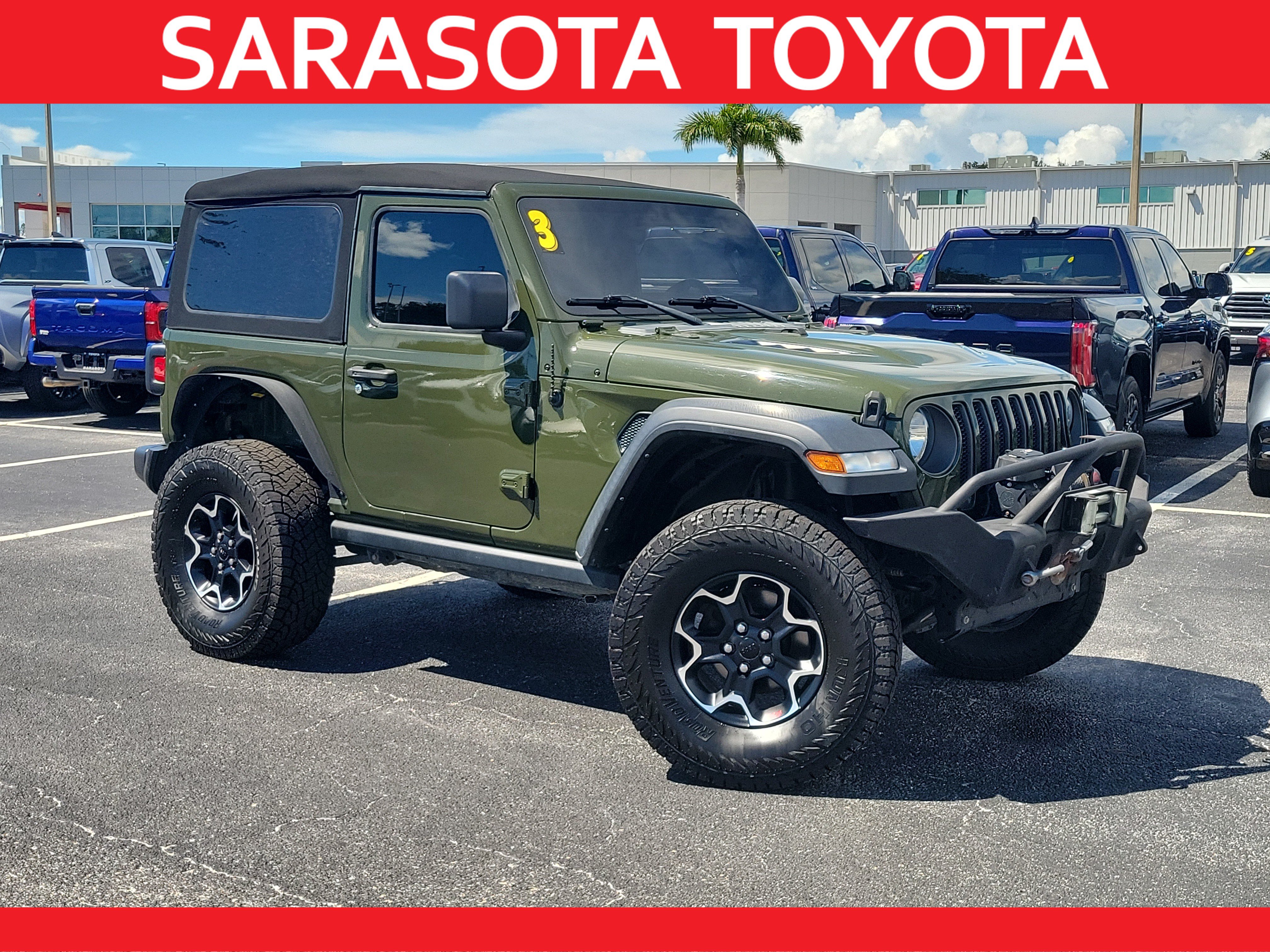 Used 2023 Jeep Wrangler Rubicon AWD/4WD image 1