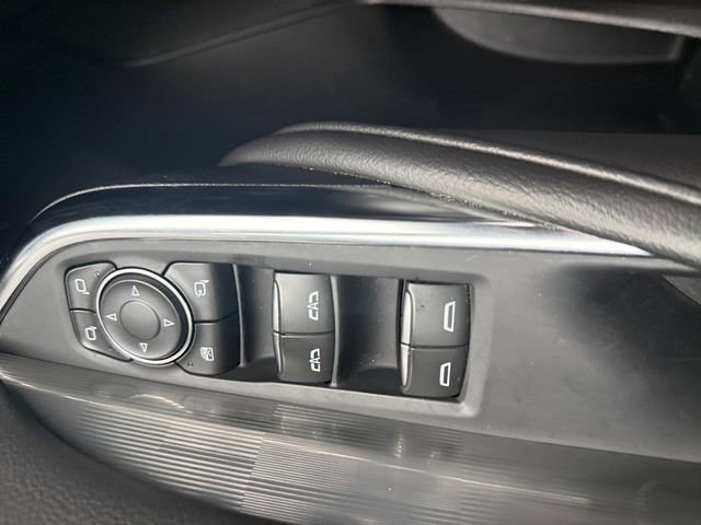 Used 2025 Cadillac XT4 Premium Luxury FWD image 7