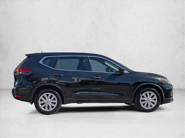 Used 2020 Nissan Rogue S video 4