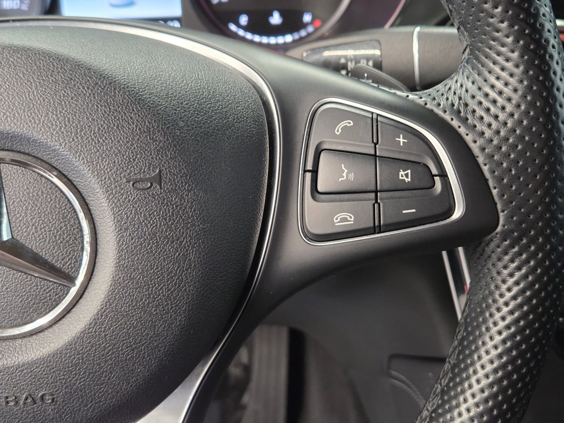 Used 2019 Mercedes-Benz GLC 300 GLC 300 image 19