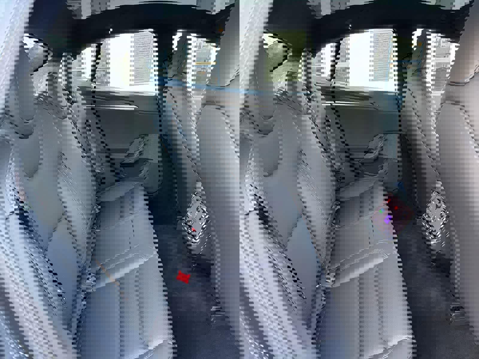 Used 2025 Tesla Model S image 31