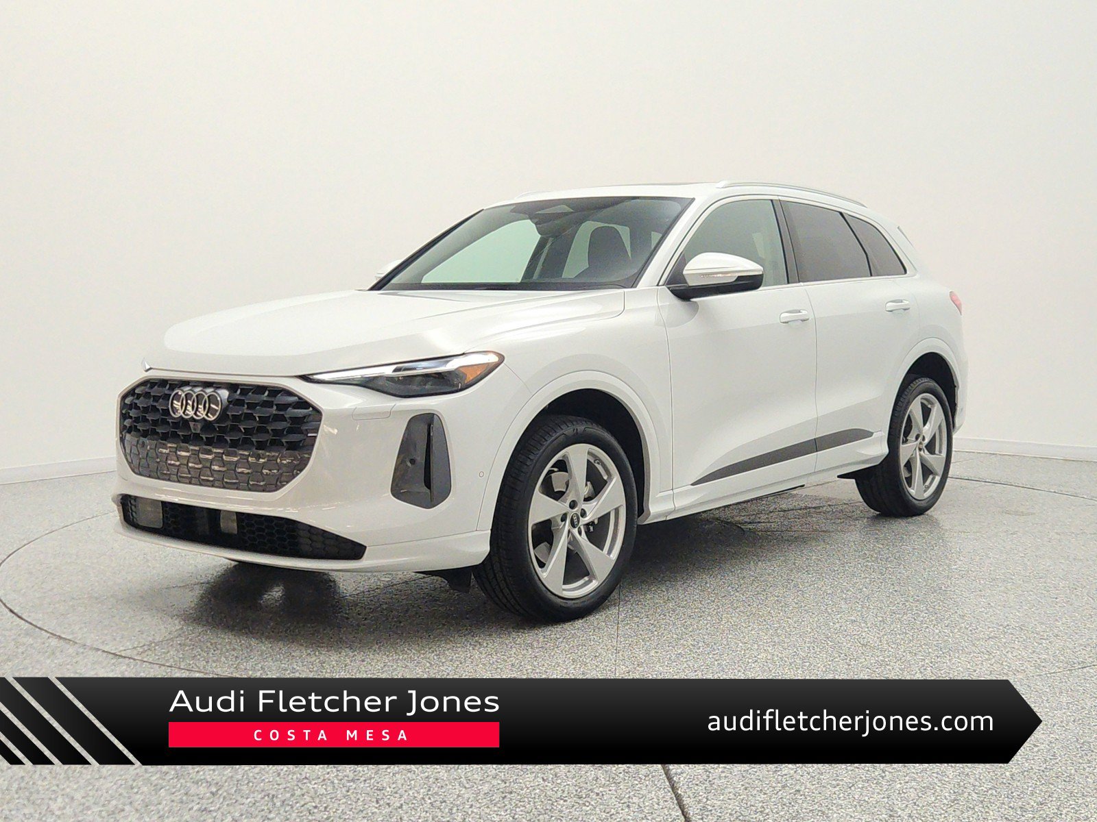 Used 2025 Audi Q5 Premium Plus w/ Premium Plus AWD/4WD image 1