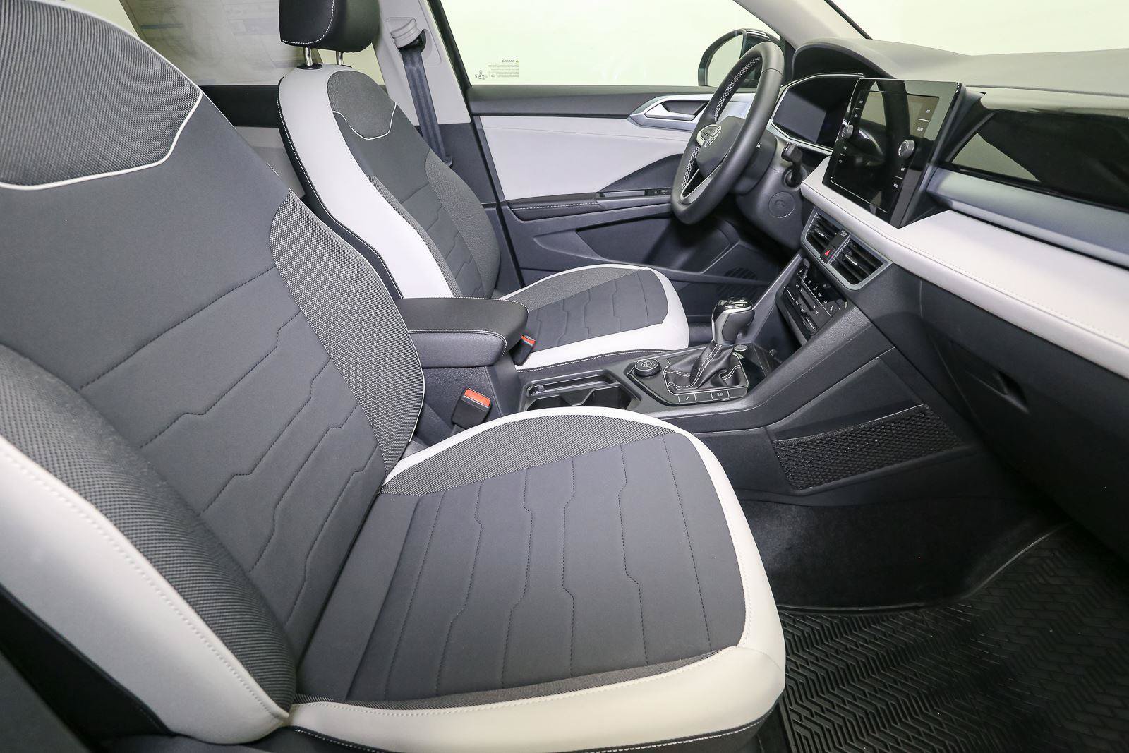 New 2026 Volkswagen Taos SE AWD/4WD image 13