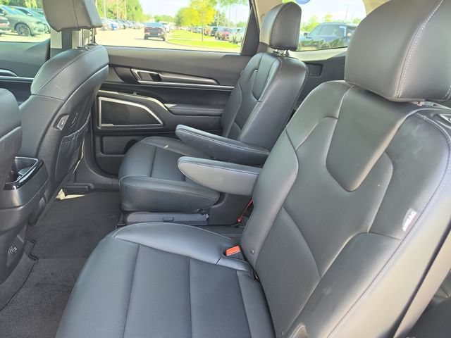 Certified 2024 Kia Telluride S w/ S Sunroof Package FWD image 11