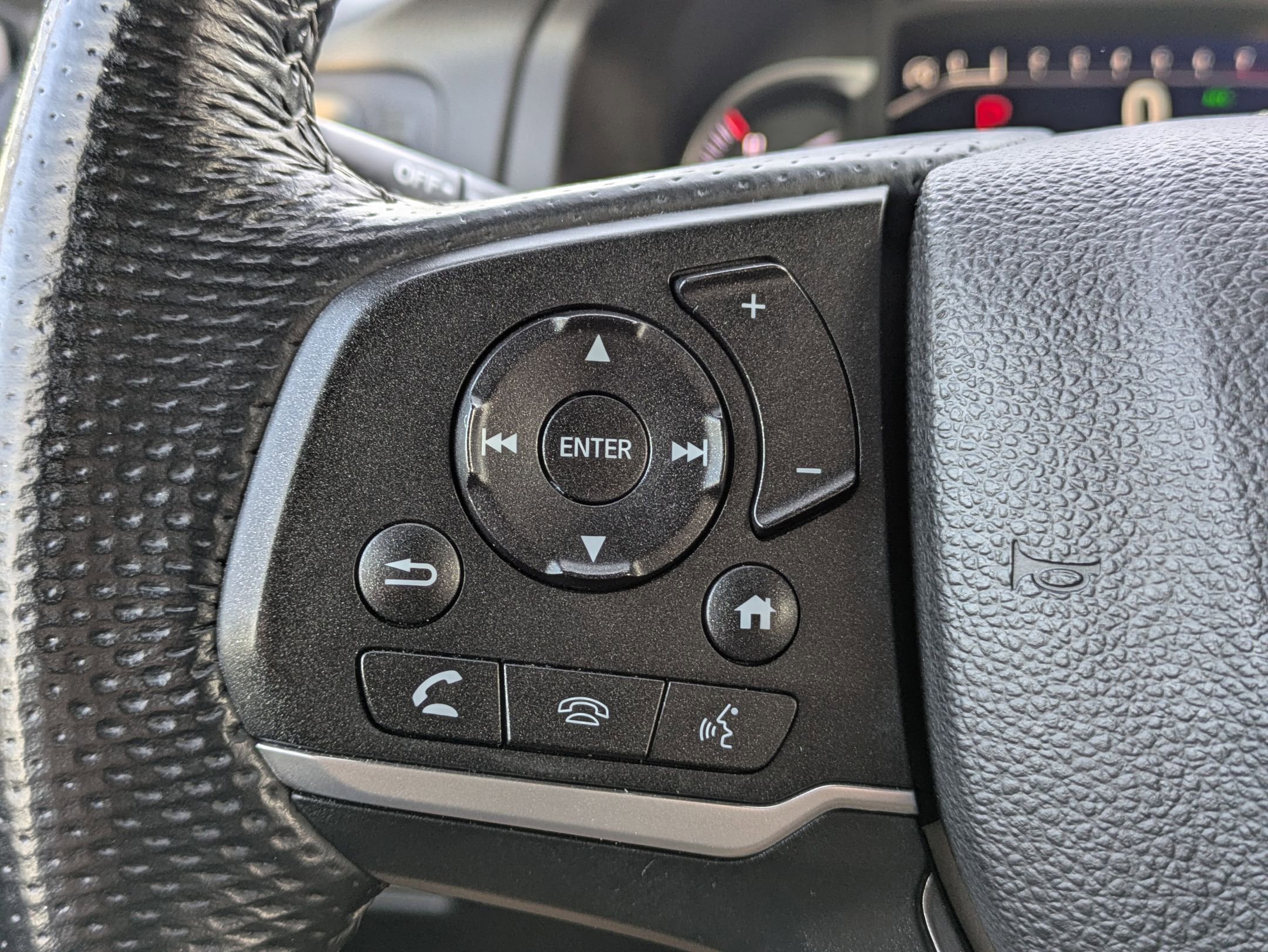 Used 2023 Honda Passport EX-L image 15