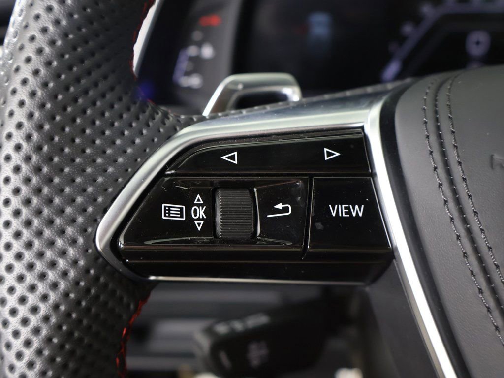 Used 2025 Audi RS 6 performance image 46