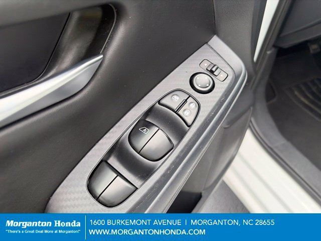 Used 2024 Nissan Sentra SV FWD image 14