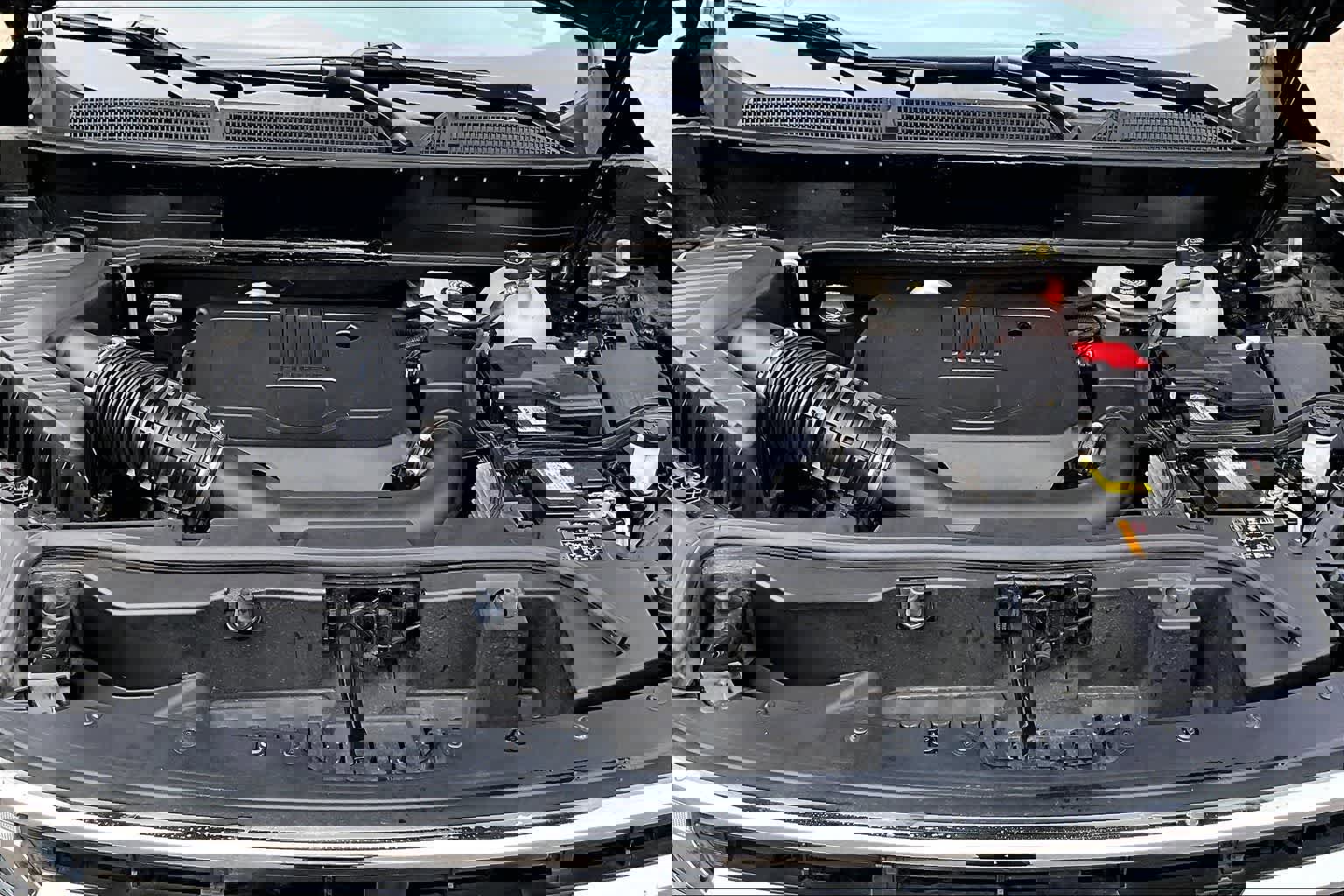 Used 2023 GMC Acadia SLE w/ Driver Convenience Package image 9