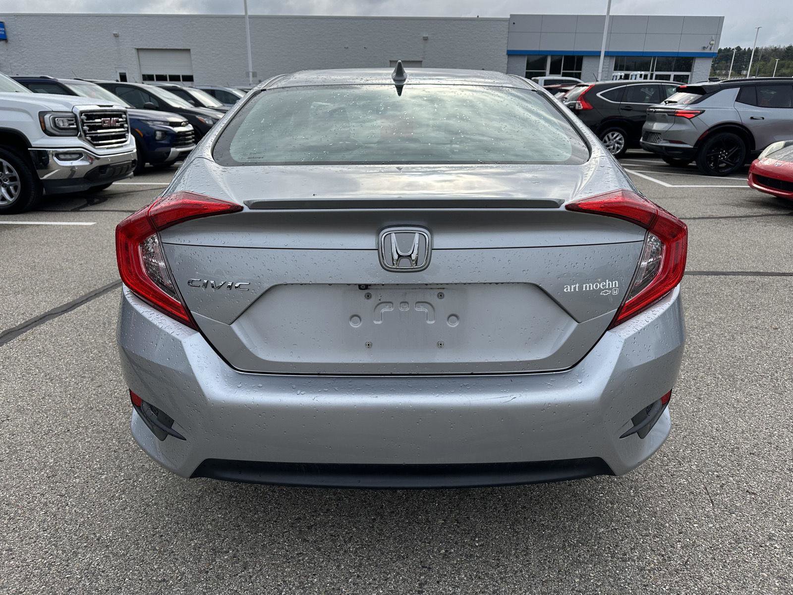 Used 2017 Honda Civic EX-L image 4