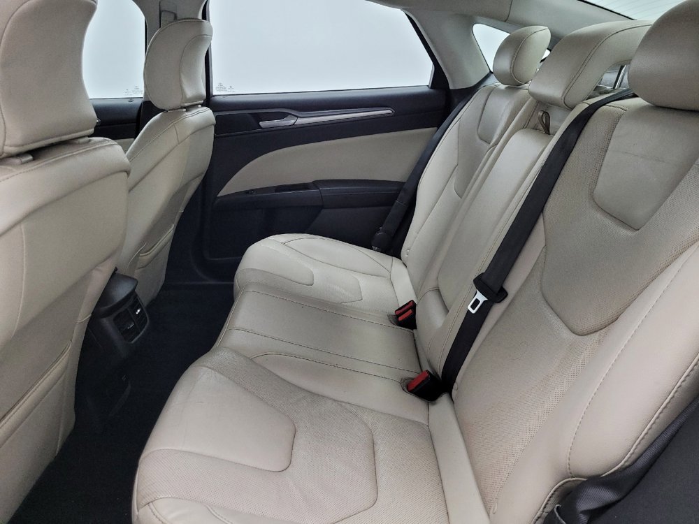 Used 2015 Ford Fusion Titanium image 18