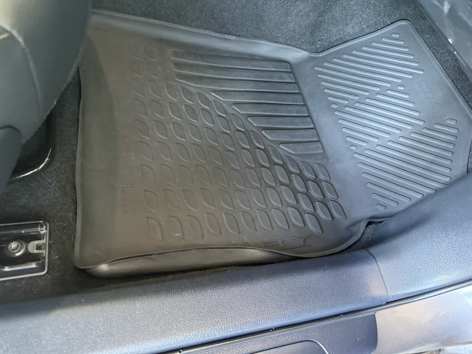 Used 2023 Toyota Camry SE w/ Audio Upgrade Package image 9