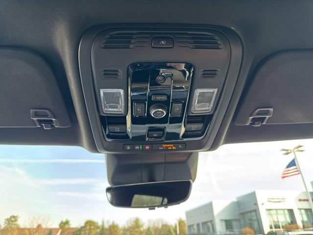 Certified 2025 Cadillac Escalade Sport w/ Touring Package AWD/4WD image 14