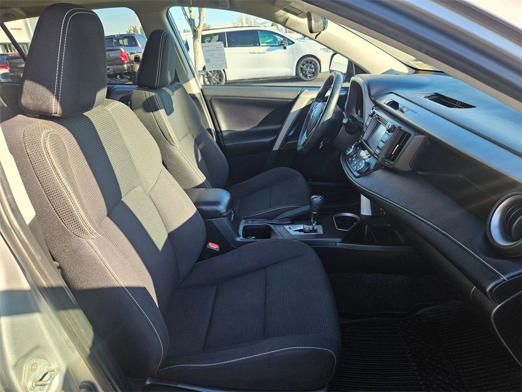 Used 2018 Toyota RAV4 XLE image 34