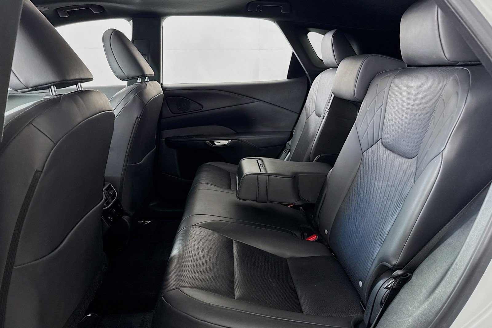 Used 2023 Lexus RX 350 Premium w/ Cold Area Package FWD image 8
