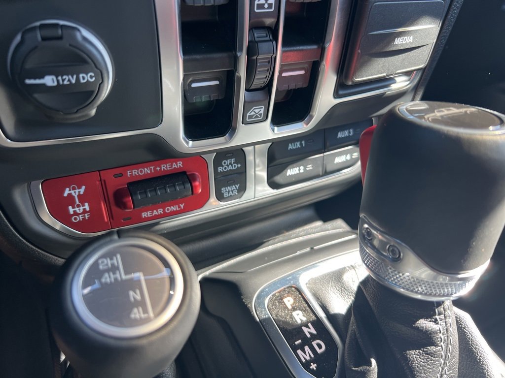 Used 2025 Jeep Gladiator Rubicon w/ Safety Group image 22