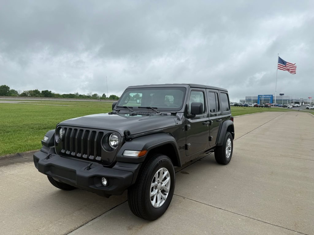 Used 2023 Jeep Wrangler Unlimited Sport AWD/4WD image 9
