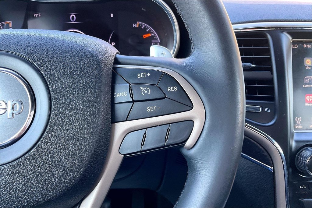 Used 2015 Jeep Grand Cherokee Limited w/ Luxury Group II AWD/4WD image 19
