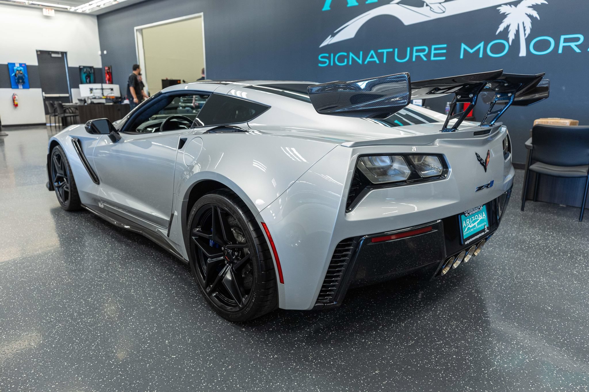 Used 2019 Chevrolet Corvette ZR1 RWD image 8