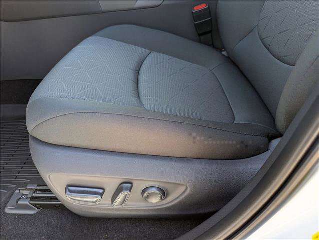 New 2025 Toyota RAV4 XLE w/ Convenience Package image 4