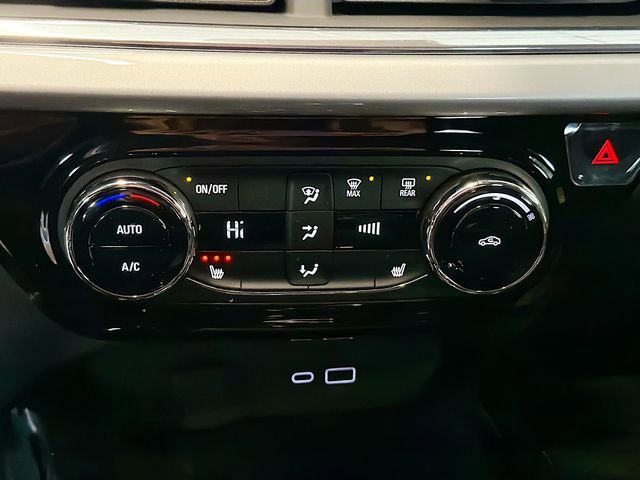 New 2026 Chevrolet Trax LT w/ Driver Confidence Package image 19