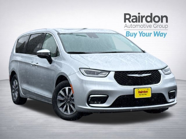 Used 2023 Chrysler Pacifica Limited