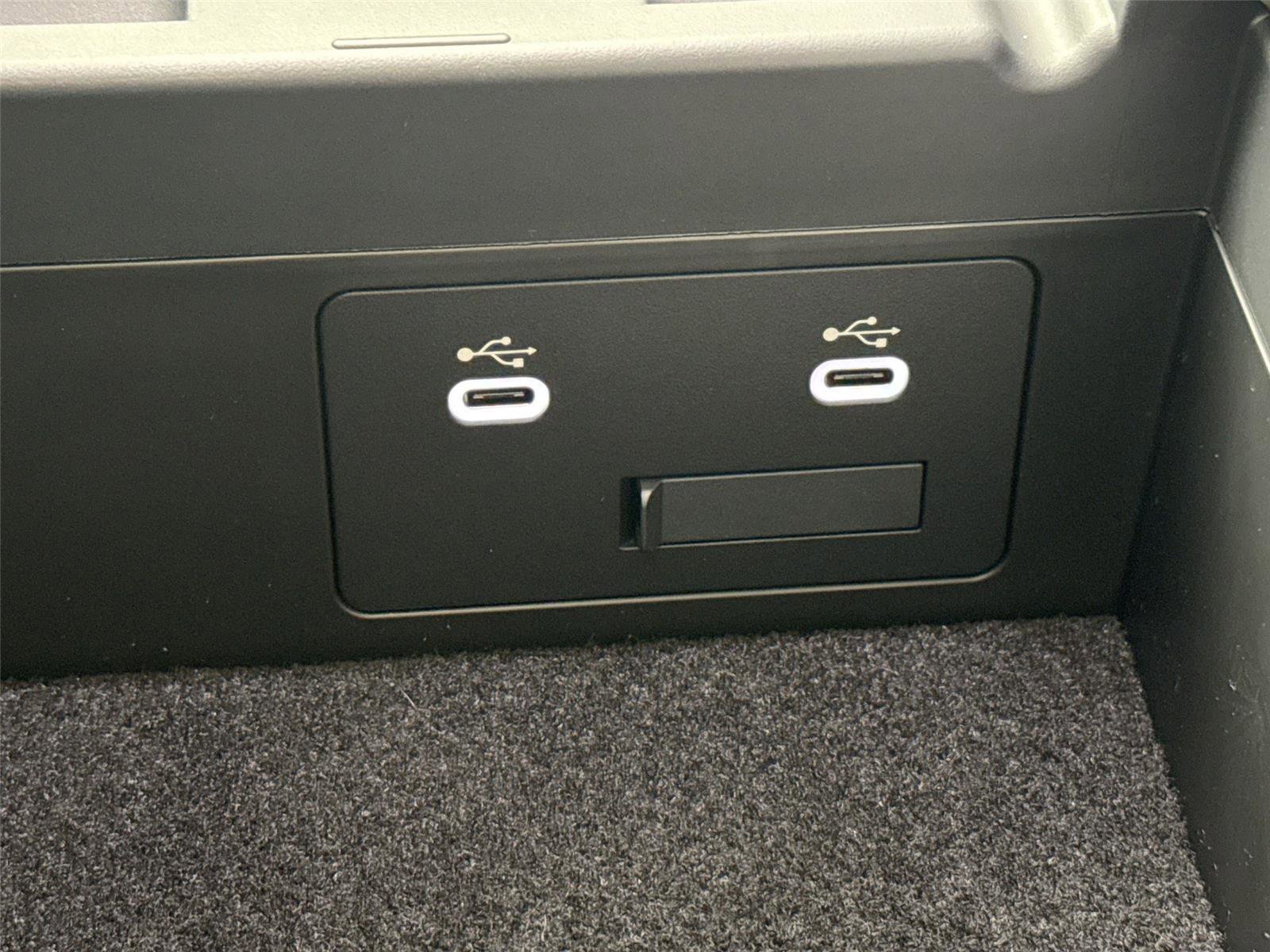 Certified 2026 MAZDA CX-90 3.3 Turbo w/ Preferred Package image 36