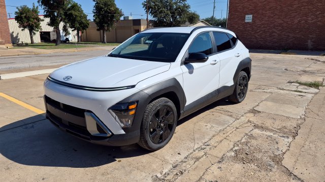 Used 2026 Hyundai Kona SEL Sport FWD image 3