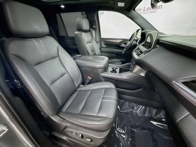 Used 2024 Chevrolet Tahoe RST w/ Luxury Package AWD/4WD image 31