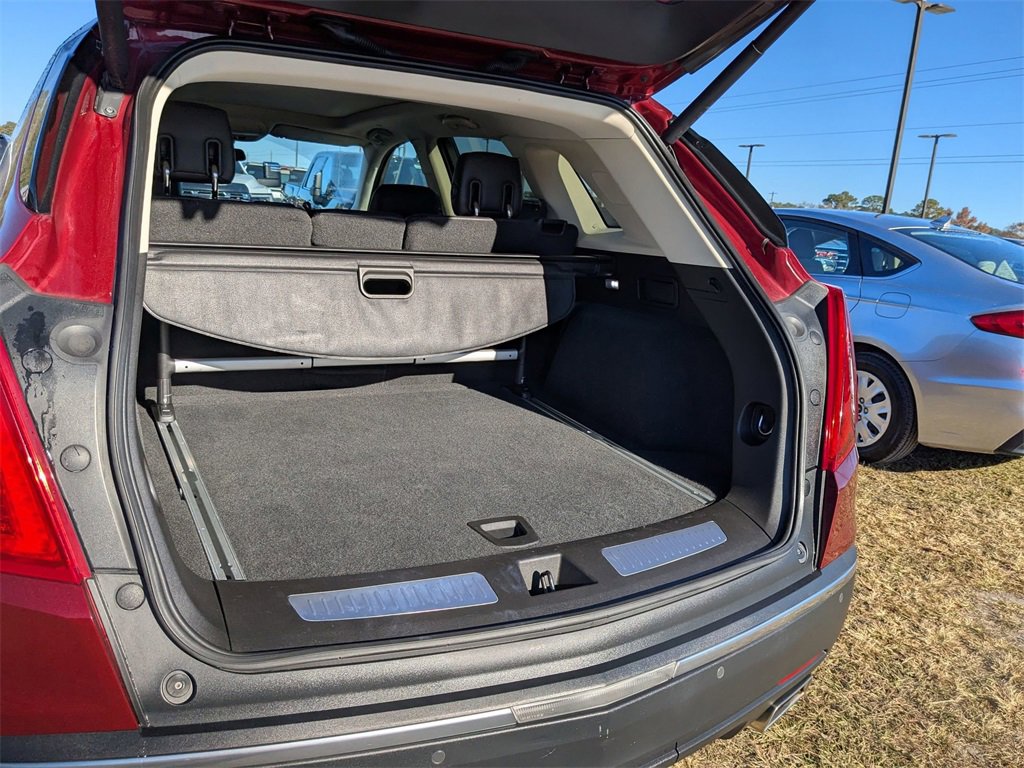 Used 2017 Cadillac XT5 Luxury w/ Driver Awareness Package image 26
