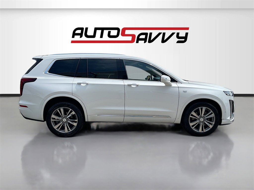 Used 2022 Cadillac XT6 Premium Luxury image 8