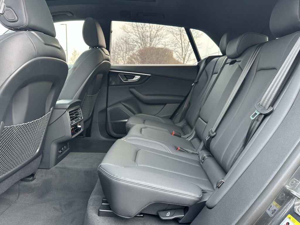 New 2026 Audi Q8 Premium Plus image 28