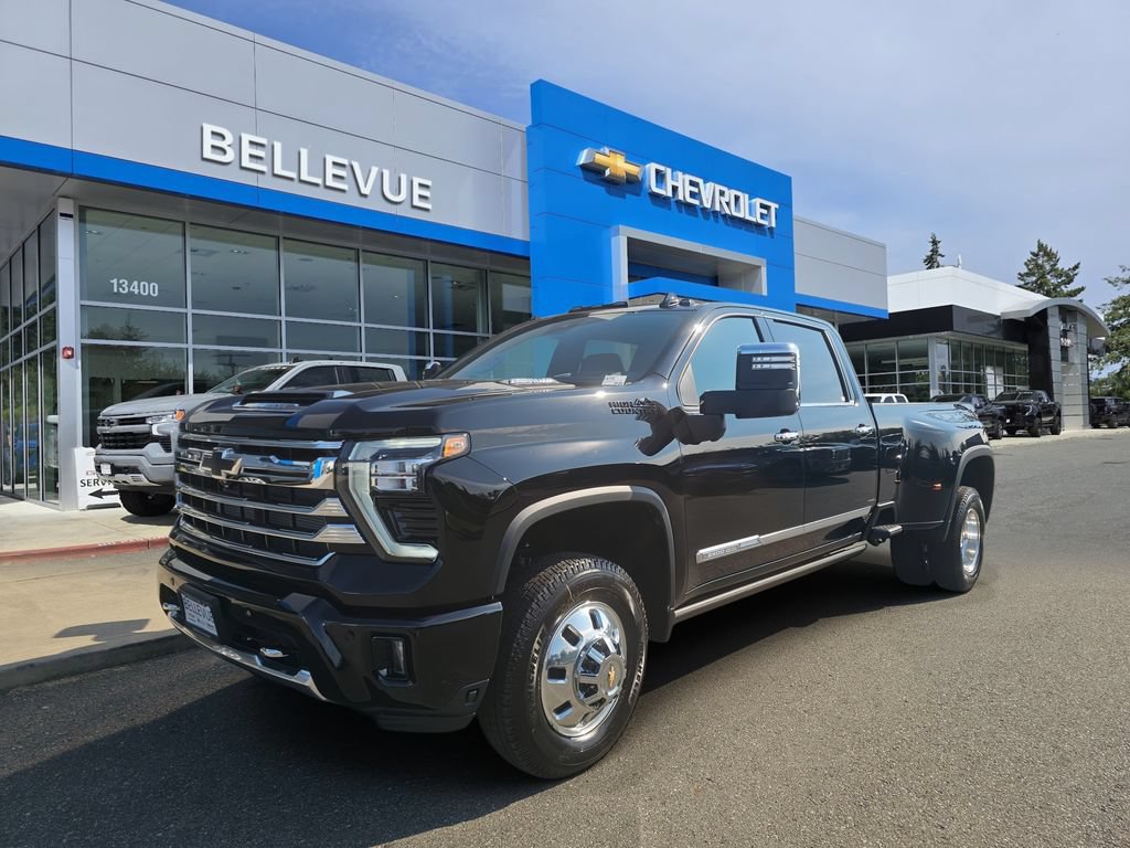 New 2026 Chevrolet Silverado 3500 High Country w/ High Country Premium Package AWD/4WD image 3