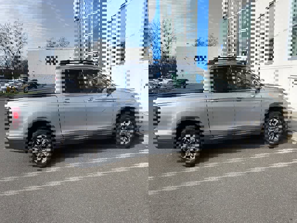 Certified 2017 Honda Ridgeline RTL-T image 10