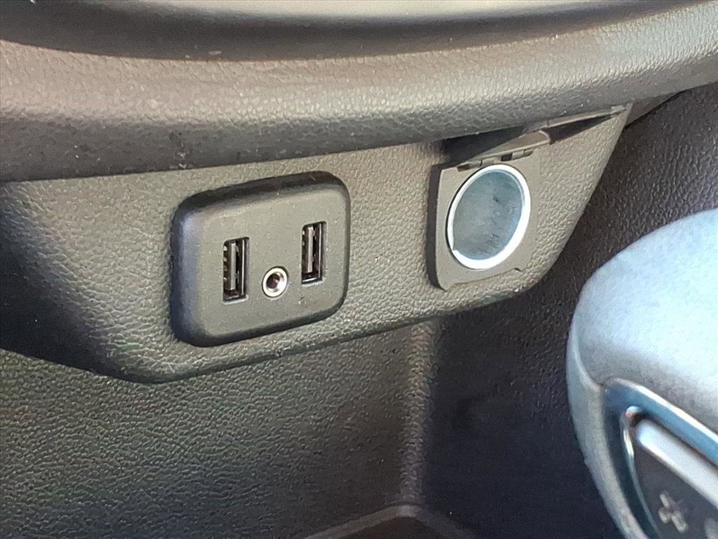 Used 2021 Chevrolet Traverse LS image 26